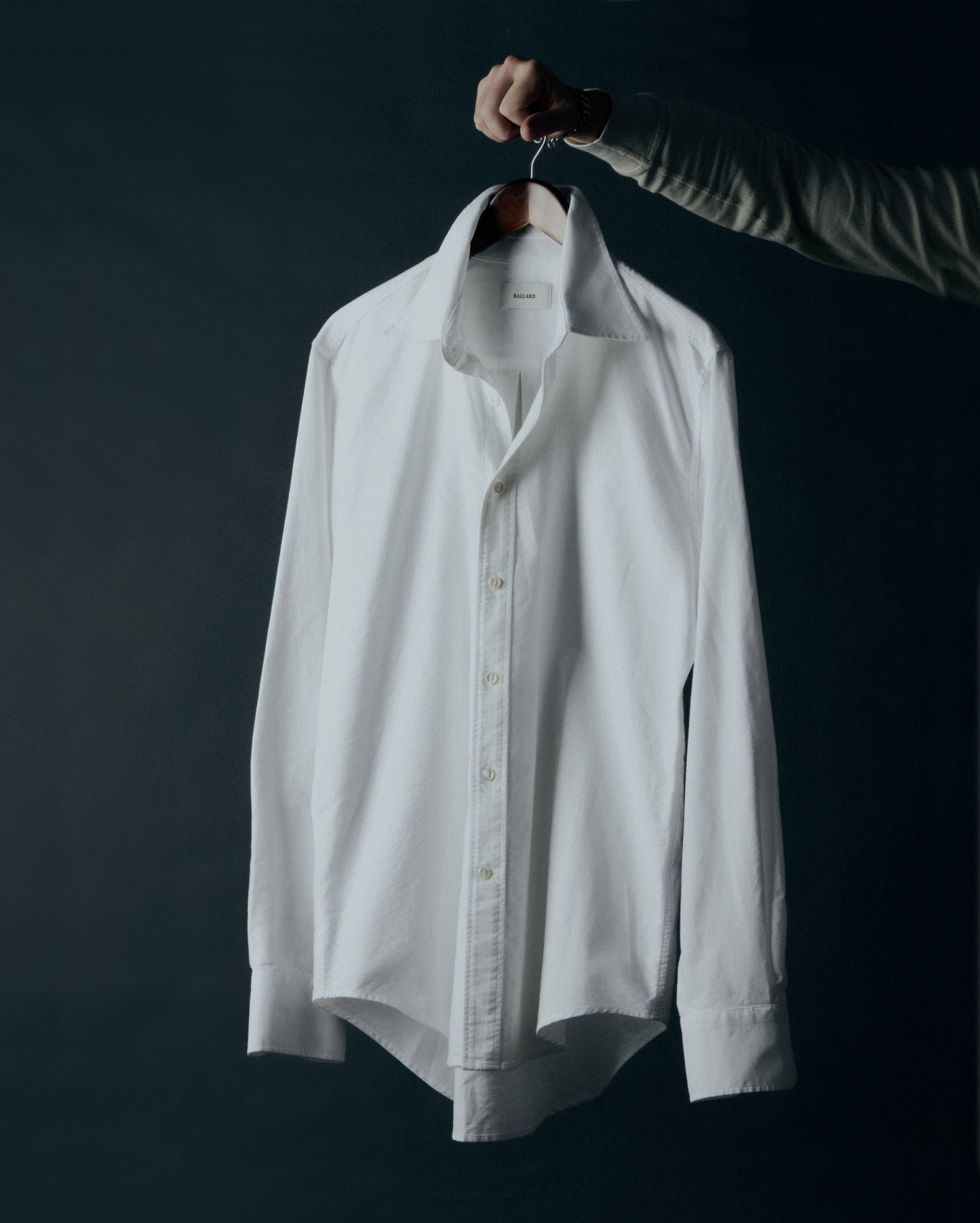 MOTHER-OF-PEARL OXFORD | WHITE