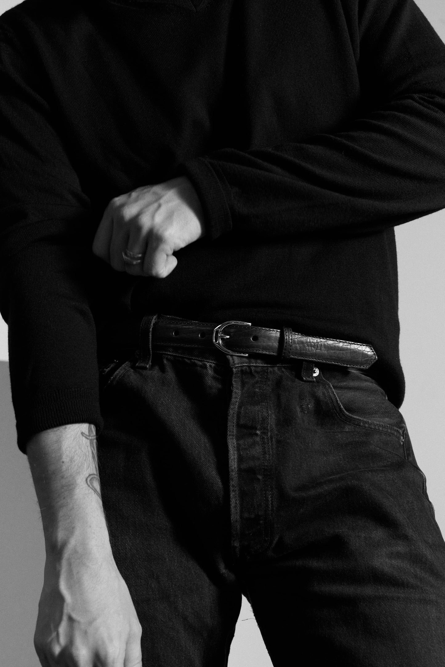 THE STIRRUP BELT