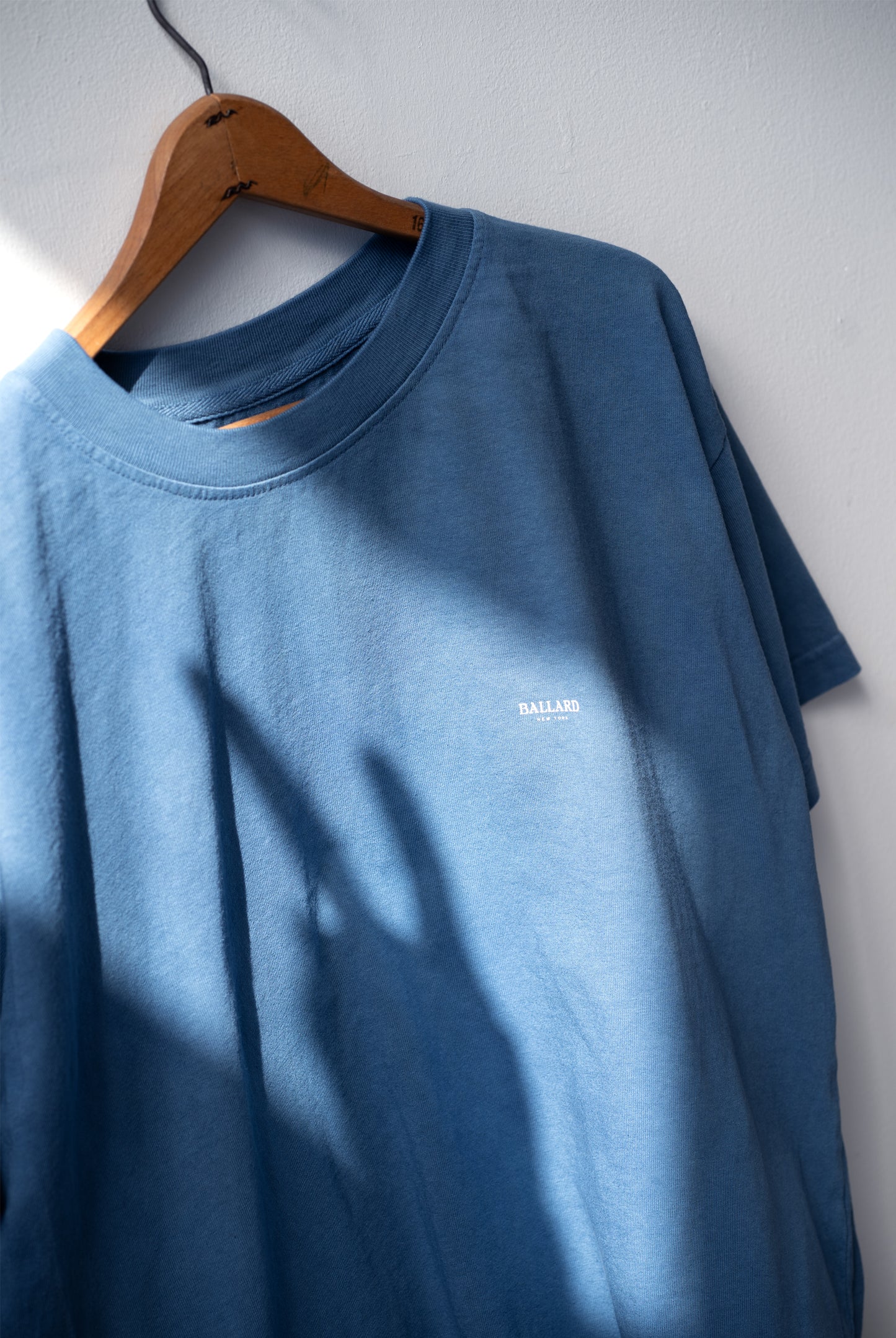 YORK FIRE  TEE | OVERDYED INDIGO