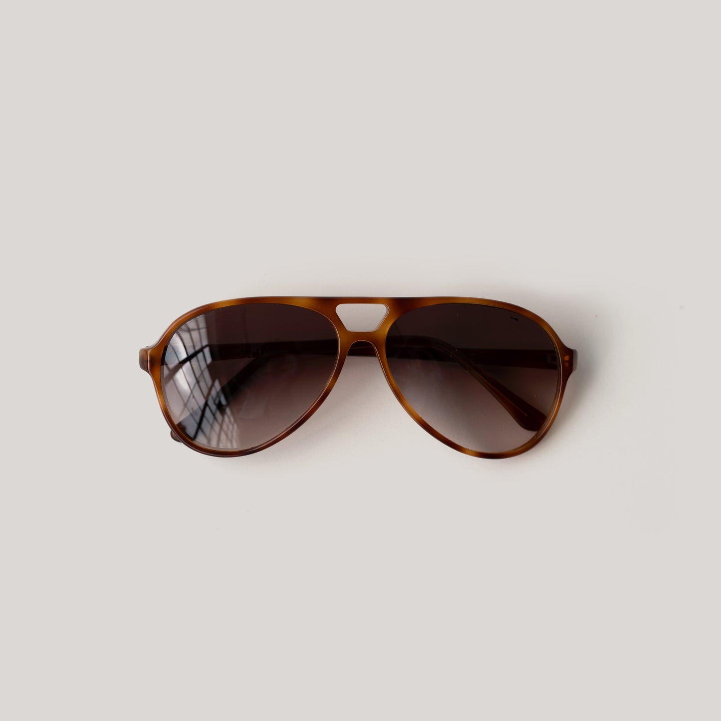 VINTAGE PERRY ELLIS TORTOISE AVIATORS